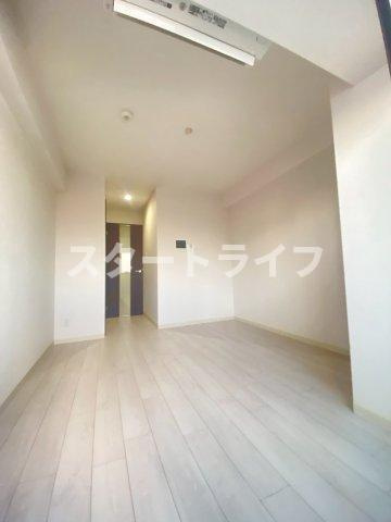 大阪市東淀川区西淡路３丁目の賃貸マンションの寝室