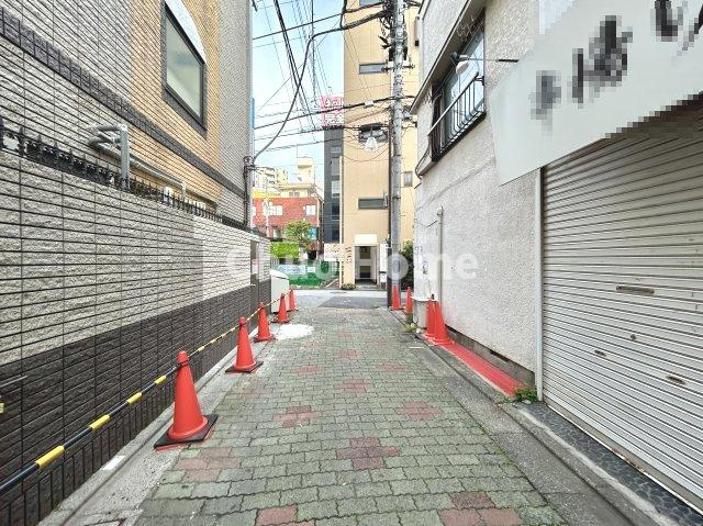 葛飾区青戸3丁目中古住宅の前面道路含む現地写真|全面道路