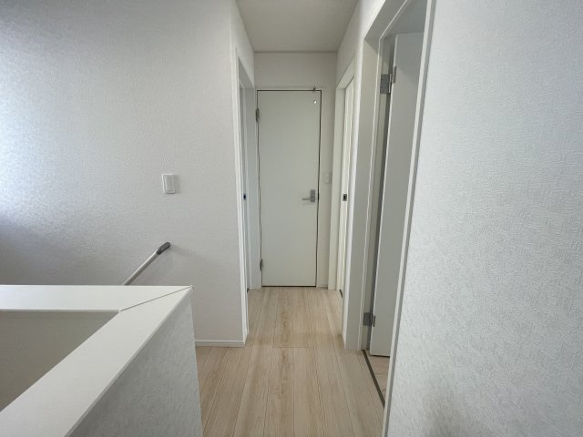 糸満市福地　第2（全4棟）2号棟の内装|2号棟　2階ホール♪