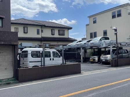 サンレガーロ戸田の駐車場