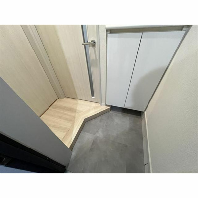 【玄関】 | ステーションフロント都立大学
