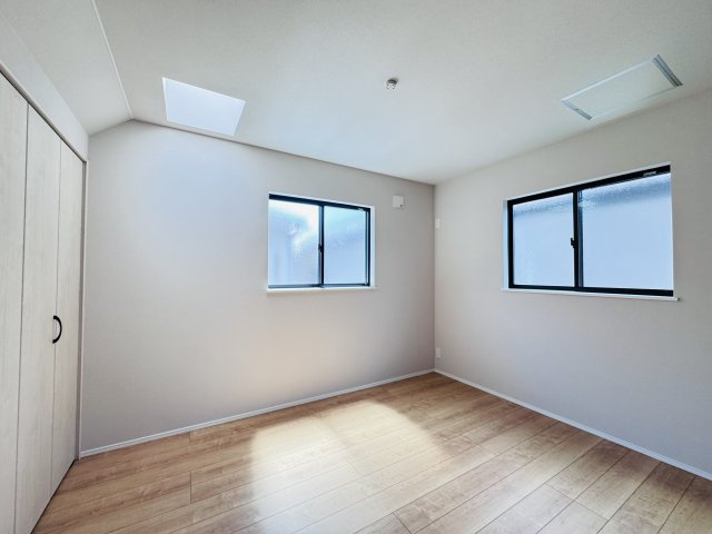 松戸市千駄堀新築戸建の洋室|2F5.76帖洋室