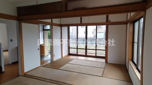 ６６８３８　瑞穂市宝江中古戸建ての和室