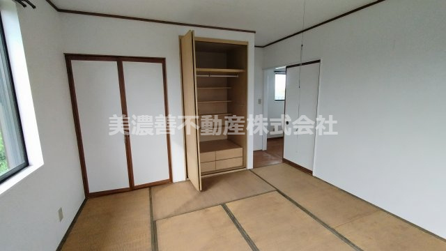 ６６８３８　瑞穂市宝江中古戸建ての和室