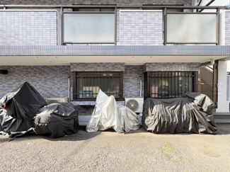 【駐車場】 | バイク置き場。空き区画の有無や駐輪料金、サイズおよび排気量規定などについては、改めてお問い合わせください。～即日のご見学可能～　お問合せはお気軽にどうぞ。