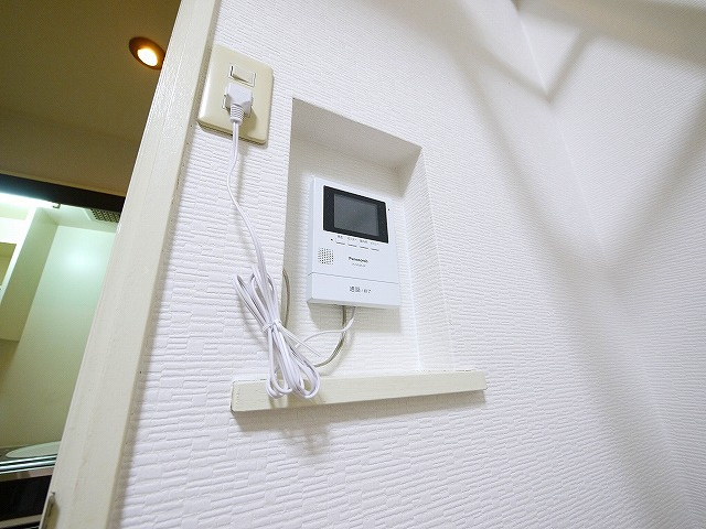 LA CASAならまちのセキュリティ|モニター付きインターホン完備