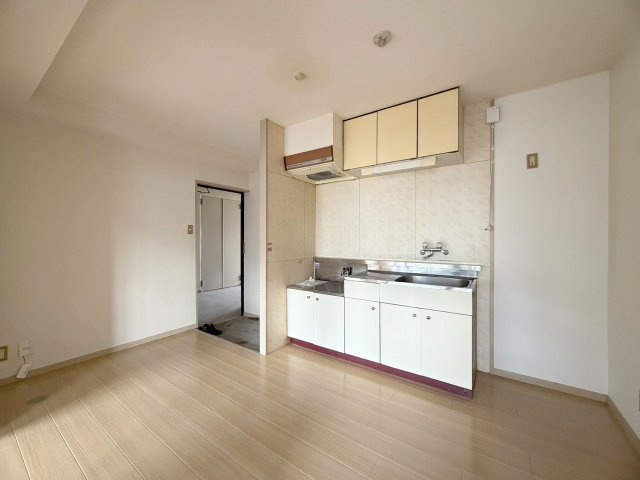 広島市西区己斐本町３丁目の賃貸マンションのキッチン