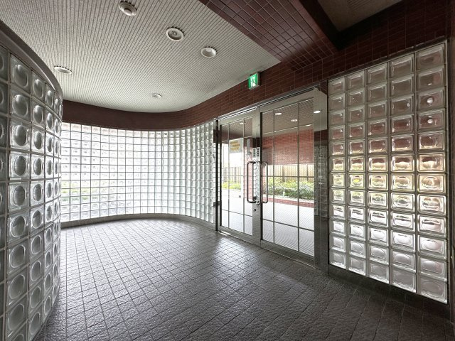 セザール第二西神戸のエントランス