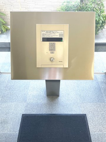 アルファステイツ伊勢崎のその他共用部分|オートロック付きでセキュリティ面も安心です。