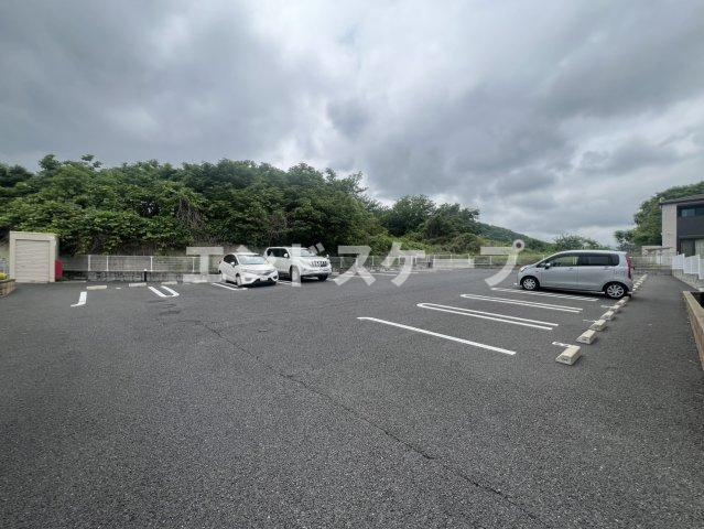 サン・スリー　Ａの駐車場|高崎、前橋のお部屋探しはエンドスケープまで！お客様の理想お聞かせ下さい♪
