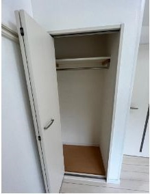 シャトー穂高の収納|クローゼット(同一仕様写真)