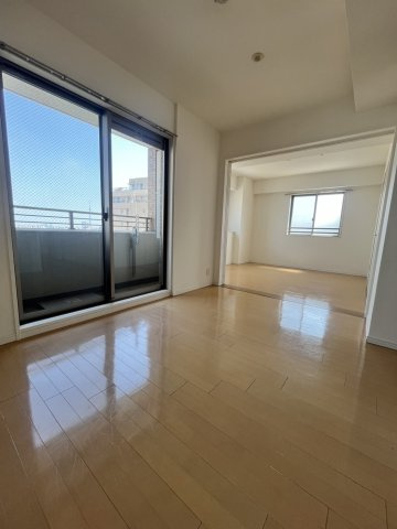 ※リノベーション前の写真を使用しております。（室内雰囲気及び間取りをご確認ください。）