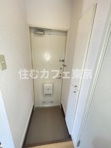 ラフィーネ西国分寺の玄関