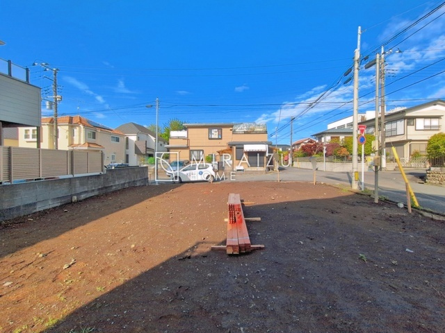 【外観】 | プライバシー性と開放感を高める住環境。陽当たりの良い開かれたロケーションを活かし、心地よい暮らしをプランニング

