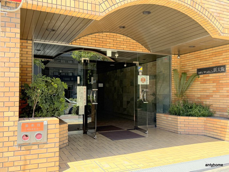 コボリマンション新大阪　仲介手数料無料のエントランス