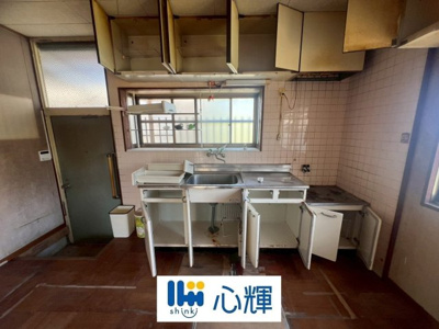 【キッチン】 | 宇部市大字西岐波 中古住宅／5DK・2階建