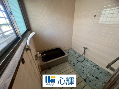 【浴室】 | 宇部市大字西岐波 中古住宅／5DK・2階建