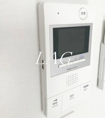 【セキュリティ】 | コンポジット久が原 | モニター付きインターホンです。