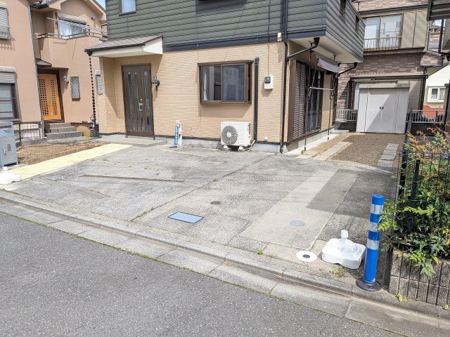 八王子市　上壱分方町　中古戸建ての駐車場|～最大4台駐車可能～