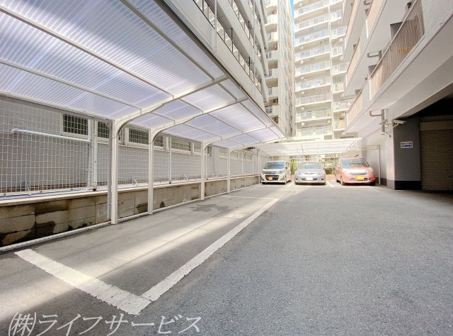 【駐車場】 | オリエント新大阪アーバンライフ | 敷地内駐車場