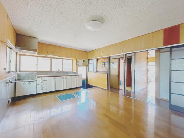富士宮市小泉の中古一戸建|【現況販売】1階11帖DK 