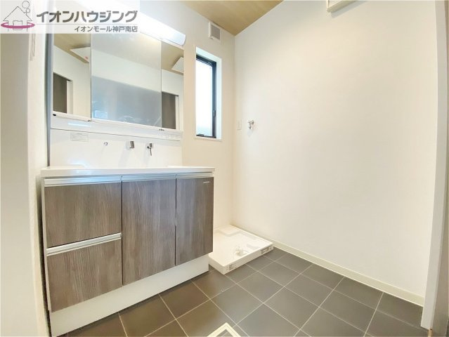 須磨区板宿町３丁目　新築戸建