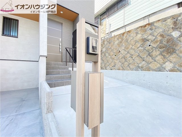 須磨区板宿町３丁目　新築戸建