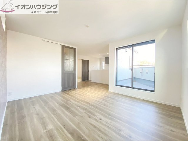 須磨区板宿町３丁目　新築戸建