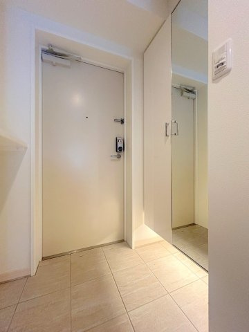 【玄関】 | ヴィラシオン段原南