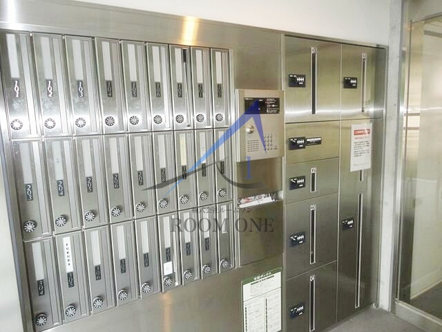 Ｍ．Ｆｌａｔのその他共用部分|集合ポスト、宅配ボックスです。