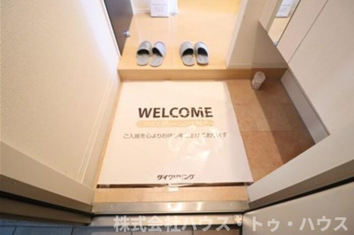 アローフィールド　Bの玄関