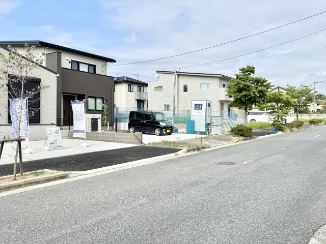 千葉市緑区おゆみ野南４丁目１期の前面道路含む現地写真