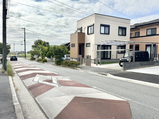 千葉市緑区おゆみ野南４丁目１期の前面道路含む現地写真