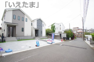 【前面道路含む現地写真】