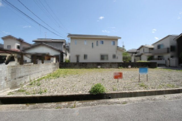 朝倉本町１丁目　Ａ号地・東　建築条件なし　売土地　（全2区画）