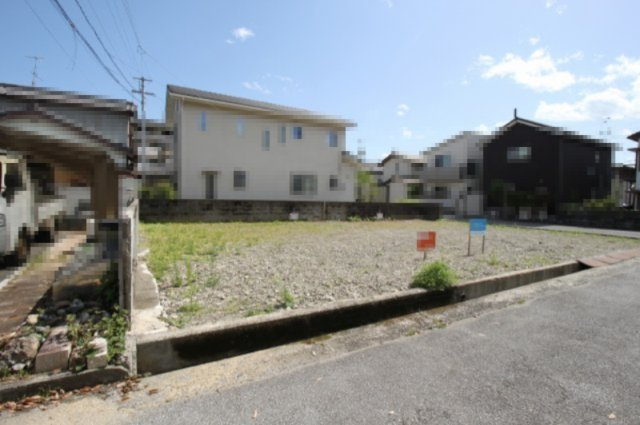 朝倉本町１丁目　Ａ号地・東　建築条件なし　売土地　（全2区画）の土地図|Ａ号地・東　土地面積　123.51㎡　（約37.36坪）