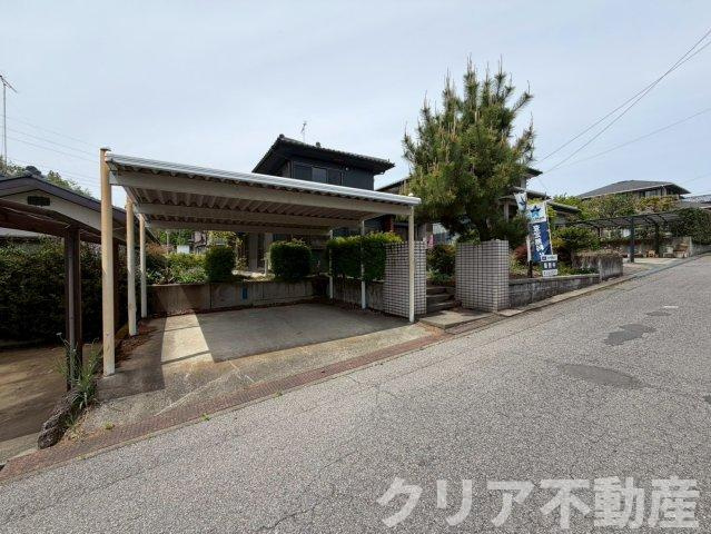 【前面道路含む現地写真】 | 榛東村新井　リフォーム済み5LDK中古住宅