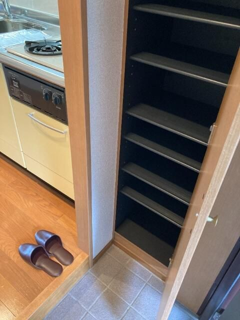 メゾンドエクレールの玄関
