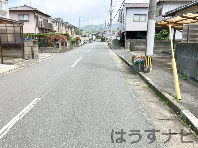 糟屋郡篠栗町和田４丁目　土地の前面道路含む現地写真|前面道路幅員：8.03ｍ