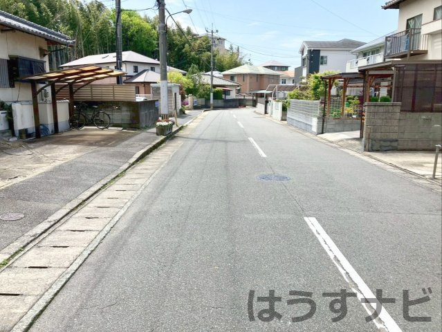 糟屋郡篠栗町和田４丁目　土地の前面道路含む現地写真|前面道路幅員：8.03ｍ