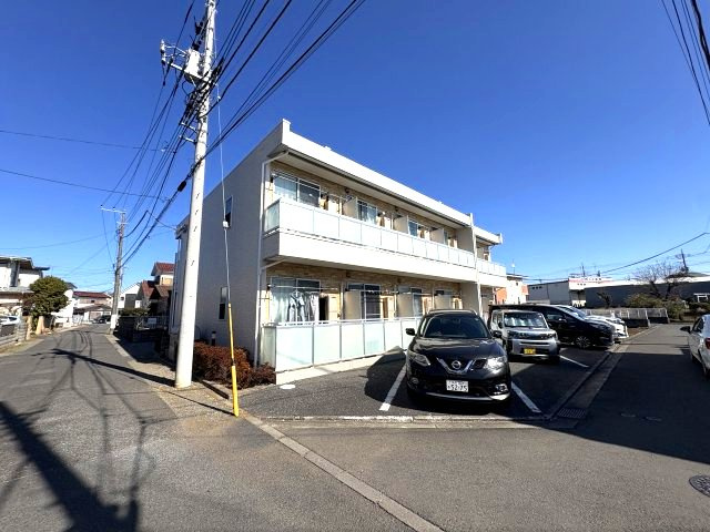 リブリフィオーレの駐車場