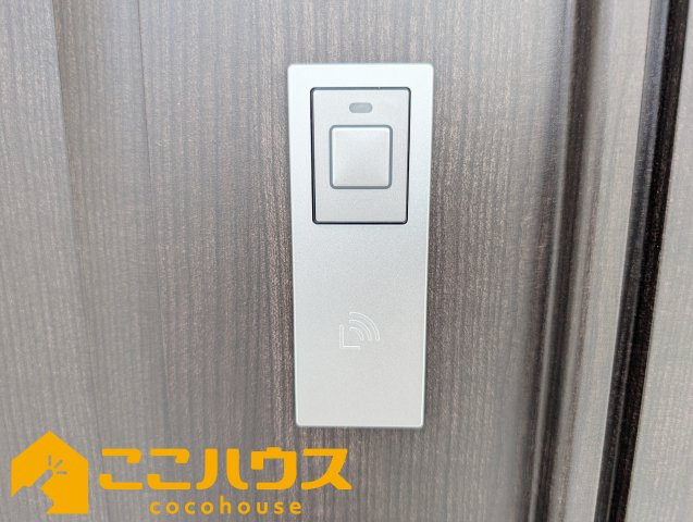 名護市宇茂佐1556番　新築戸建て　全7棟　B号棟の防犯設備|タッチキー