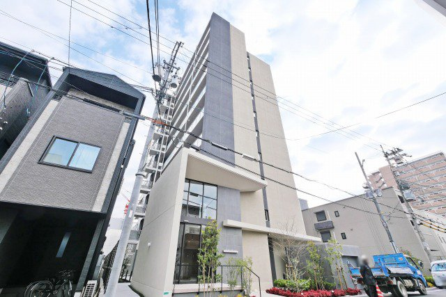 ラフィネール大阪十三