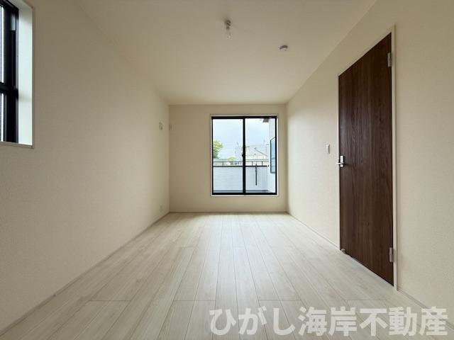 茅ヶ崎市菱沼１丁目　新築戸建　全２棟の洋室|8帖　洋室