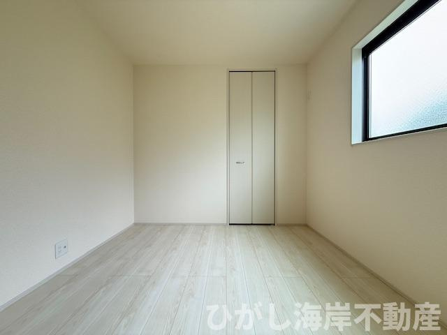 茅ヶ崎市菱沼１丁目　新築戸建　全２棟の子供部屋|5.2帖　洋室