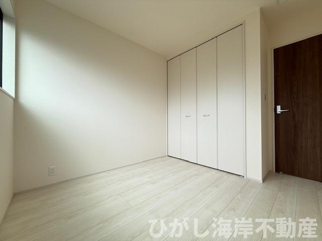 茅ヶ崎市菱沼１丁目　新築戸建　全２棟の内装|4.5帖　洋室