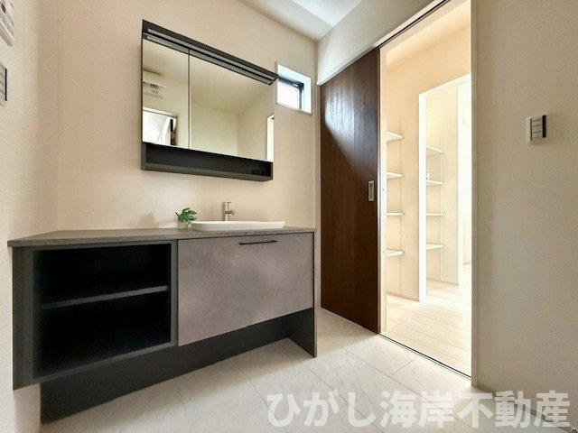 茅ヶ崎市菱沼１丁目　新築戸建　全２棟の脱衣所|脱衣スペース