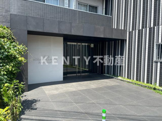 【エントランス】 | 建物の内部です