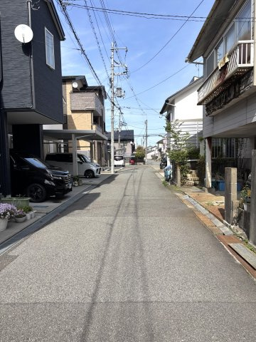 新潟市中央区弁天橋通1丁目の前面道路含む現地写真