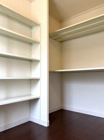 新潟市中央区弁天橋通1丁目の収納